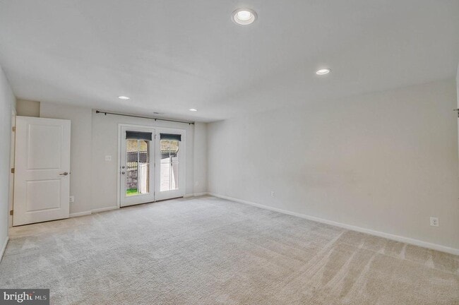 Photo - 10711 Hinton Wy
