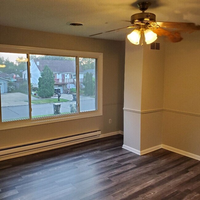 Photo - 3BDRM HOUSE FOR RENT