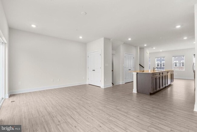 Photo - 1826 Parham Wy