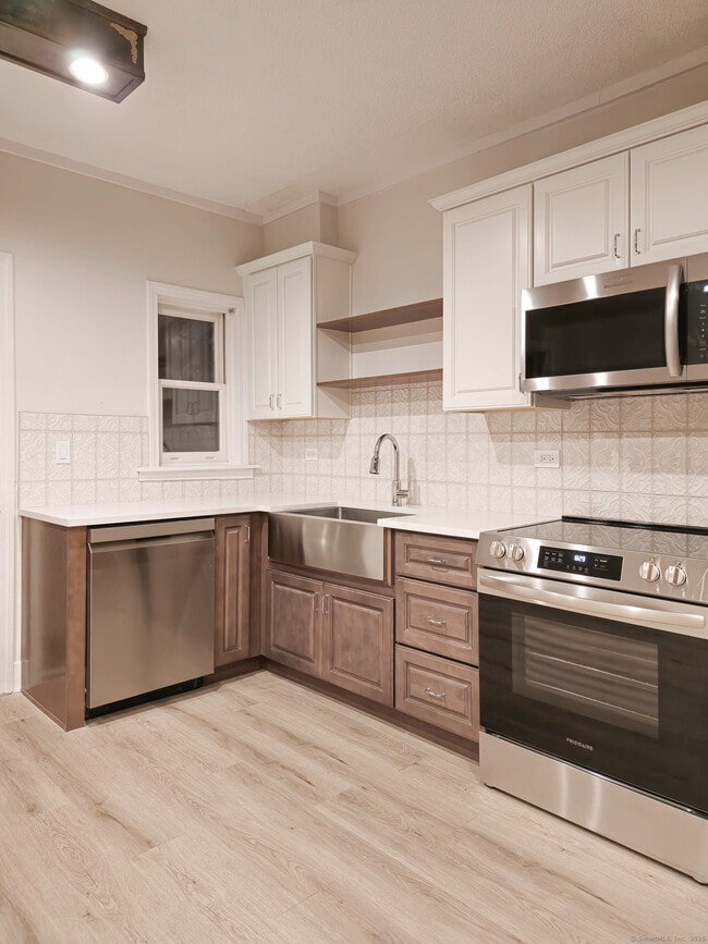 Photo - 2 Park Terrace Apartment Unit 1