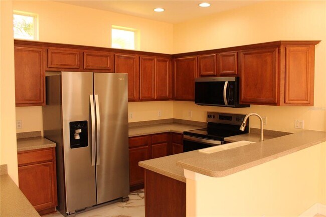 Photo - 7803 33rd St E