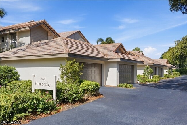 Building Photo - 26901 Wedgewood Dr Unit 101