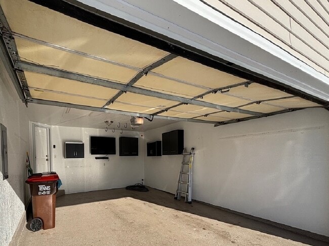 Photo - 8764 Coffman Path