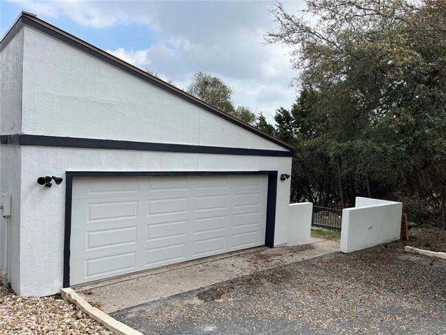 Building Photo - 428 Seawind St Unit B Rental