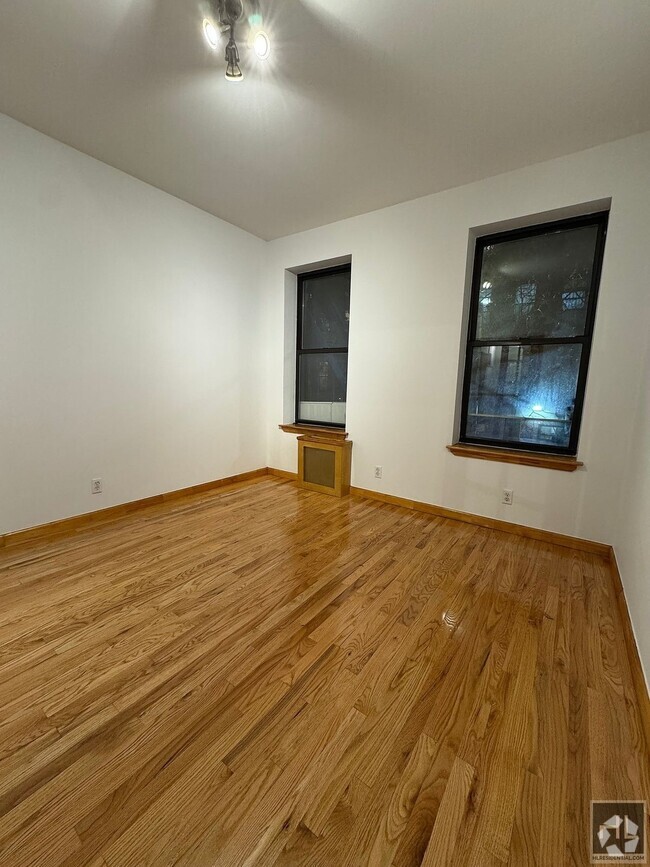 Building Photo - STANTON STREET Unit 1D Rental