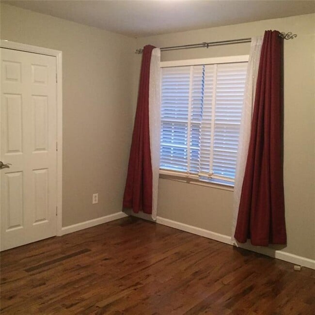 Photo - 7070 Derby Ct
