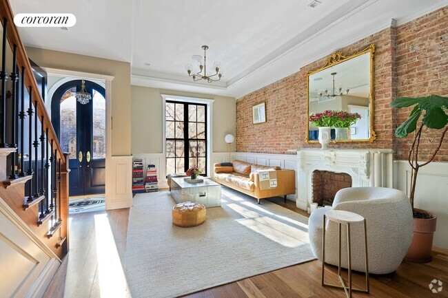 Building Photo - 47 Herkimer St Rental