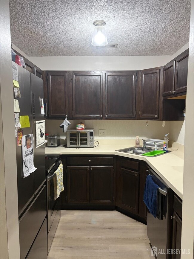 Photo - 4403 Aberdeen Dr