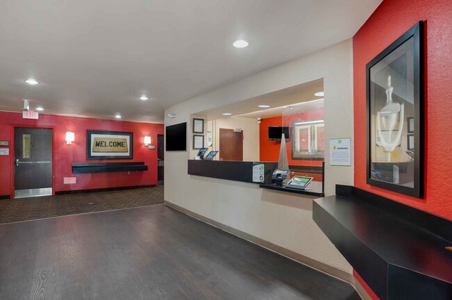 Furnished Studio-Orange County - Lake Forest