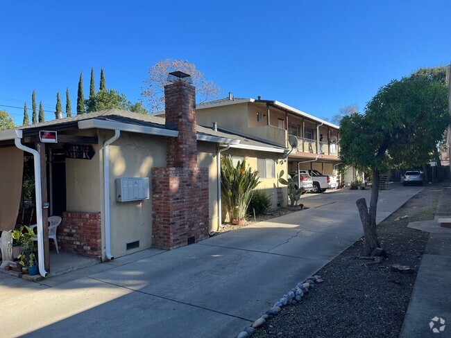 Building Photo - MARIPOSA Unit 5 Rental