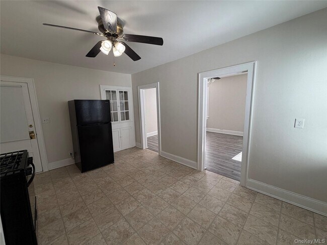 14 Franklindale Ave Unit B