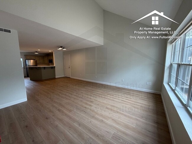 Photo - 1011 Greystone Ct