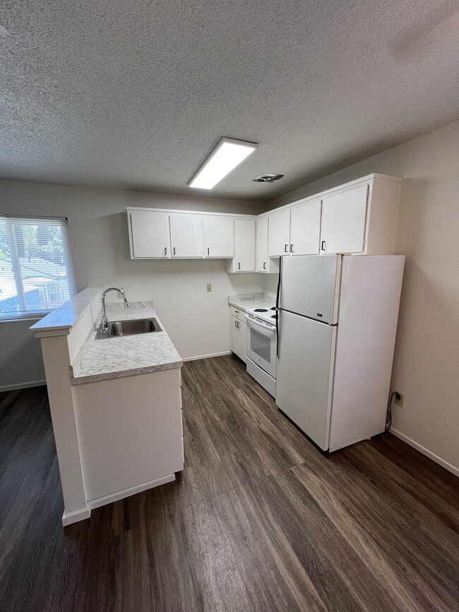 Photo - 1351 Arcadian Ave