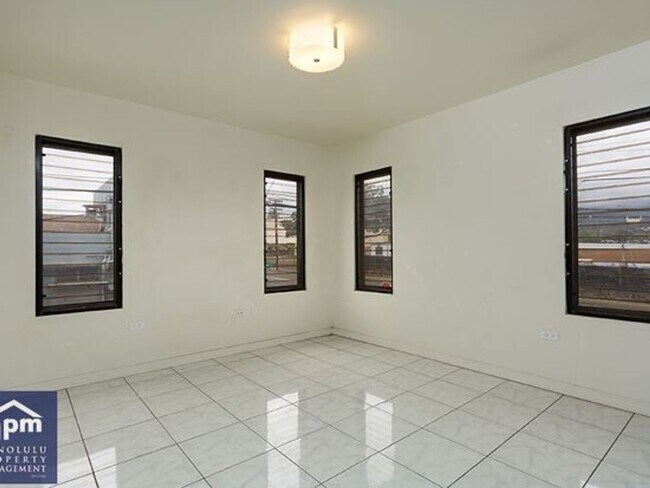 Photo - 3 Bedroom, 2 Bath Apartment Style Townhouse