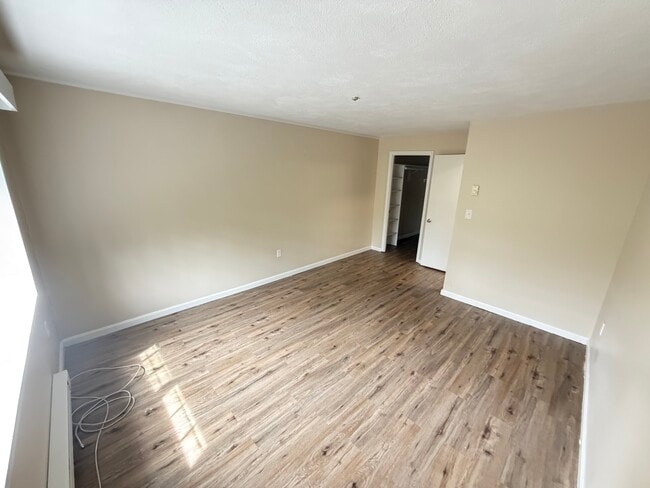 Building Photo - 73 Liberty Square Rd Unit 32A