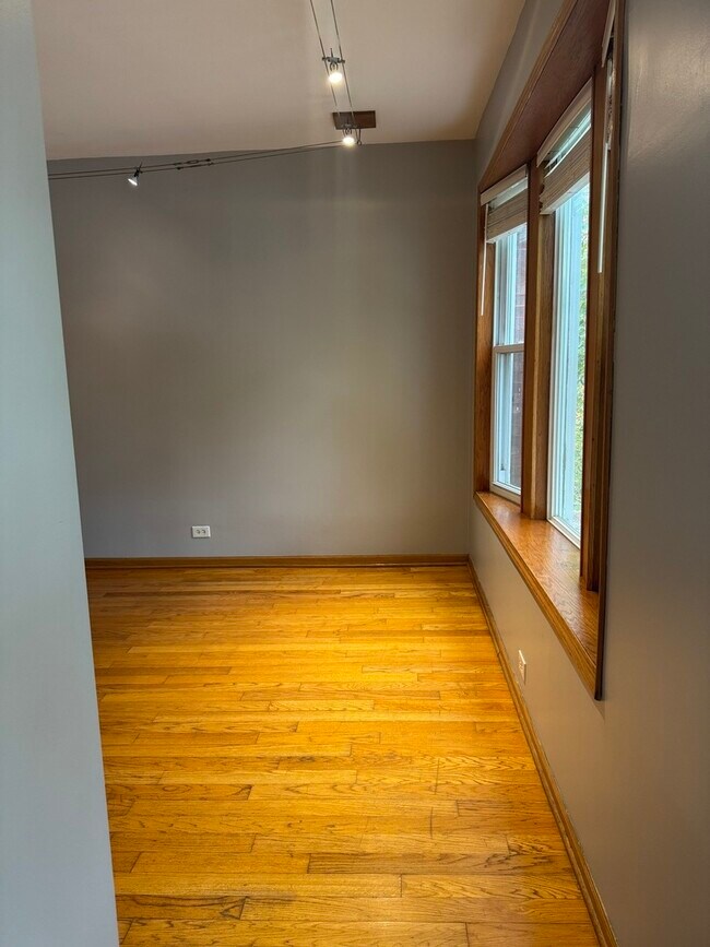 Photo - 1419 W Sunnyside Ave Unit 2