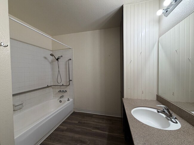 Photo - 77-79 West Clover St Unit 79 W Clover St