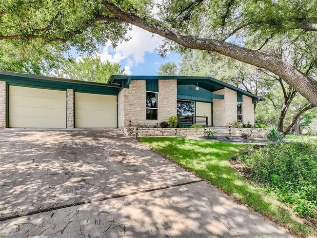 Building Photo - 2500 Candlewood Ct