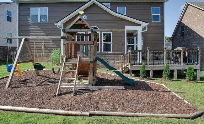 Photo - 8033 Brookpark Ave