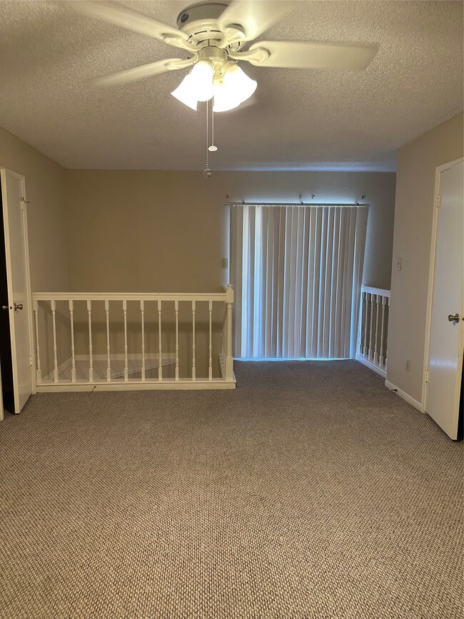 Photo - 2121 Hepburn St Unit 310