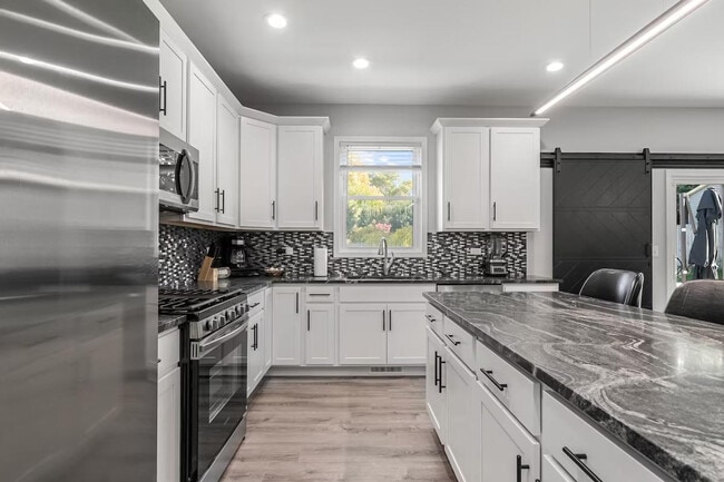 Photo - 705 N Garfield St Unit SI ID1507868P