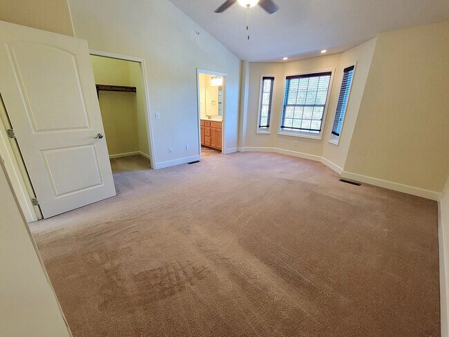 bedroom image 6 bhcr - Creekside Villas