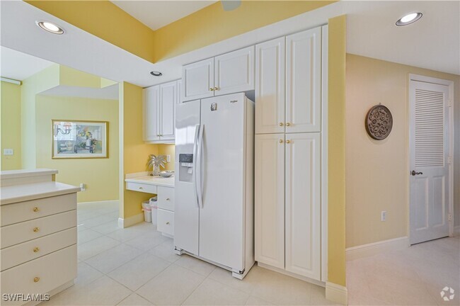 Building Photo - 300 Dunes Blvd Unit 2 Rental