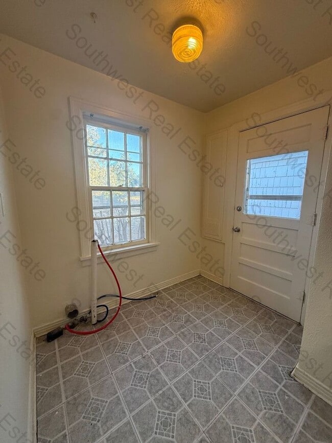 Photo - Charming historic 2 bedroom 1 bathroom house