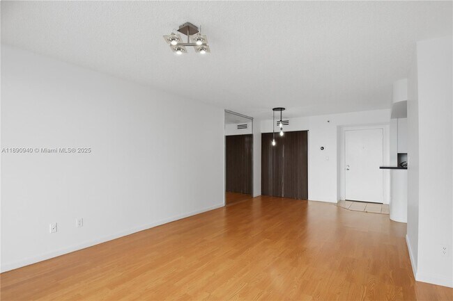 Photo - 770 Claughton Island Dr Unit 510