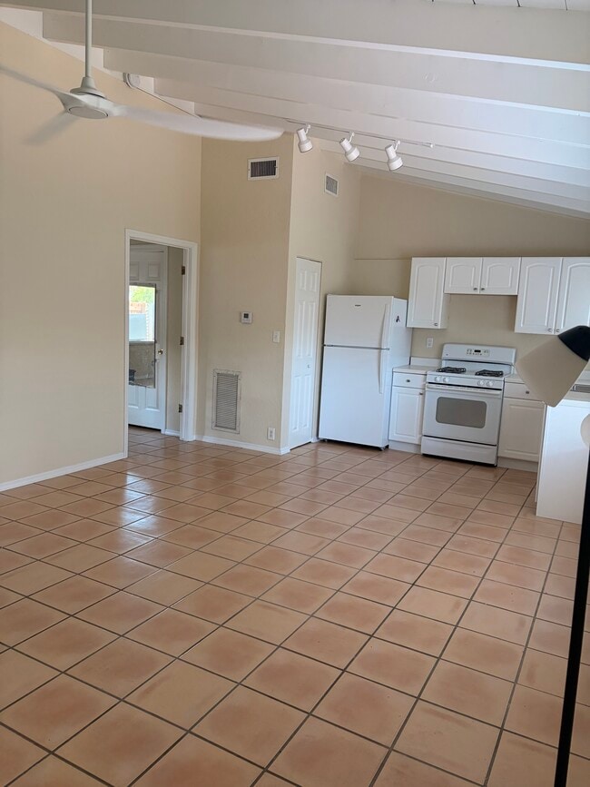 Photo - 1117 SW 15th Ave Unit 11171
