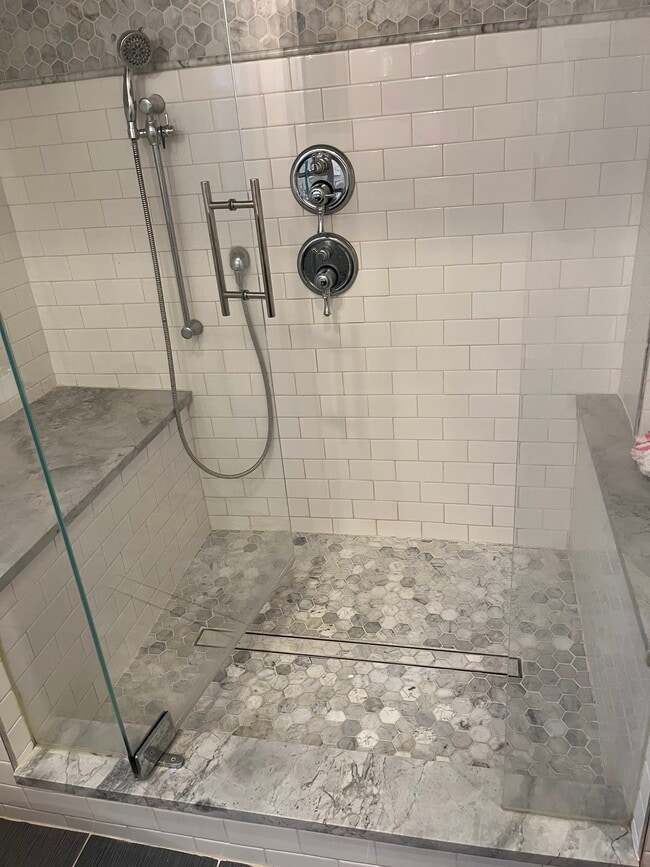 Photo - 3543 W Wrightwood Ave Unit 1