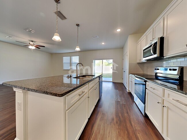 Photo - 974 Tan Tara Trl