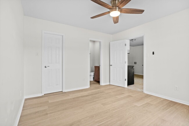 Photo - 257 Brice St