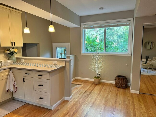 Photo - 760 La Mesa Dr