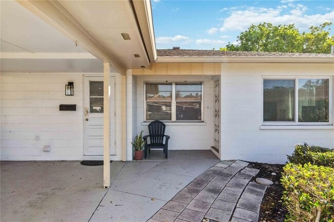 Photo - 5020 Live Oak Cir