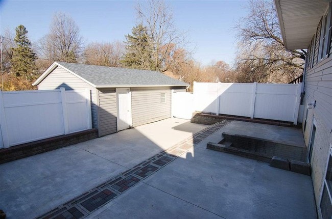 Photo - 1003 Olive St