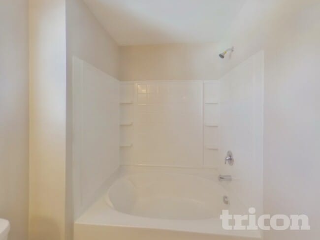 Photo - 809 Valley Creek Dr