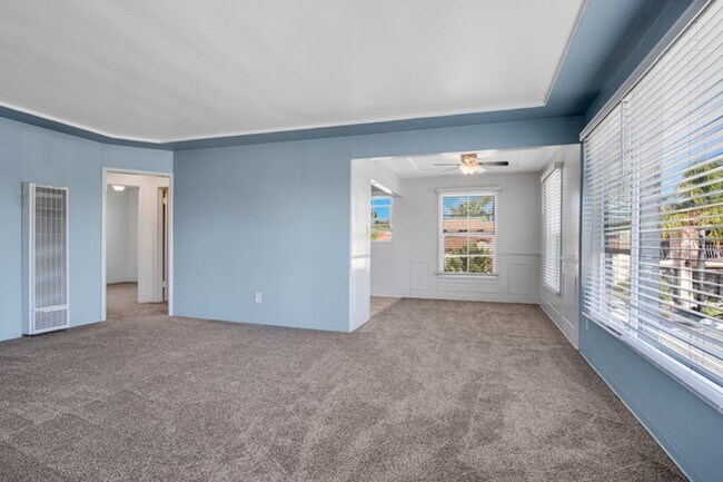 Photo - 5050-70 Marlborough Dr  %% Unidad 5068