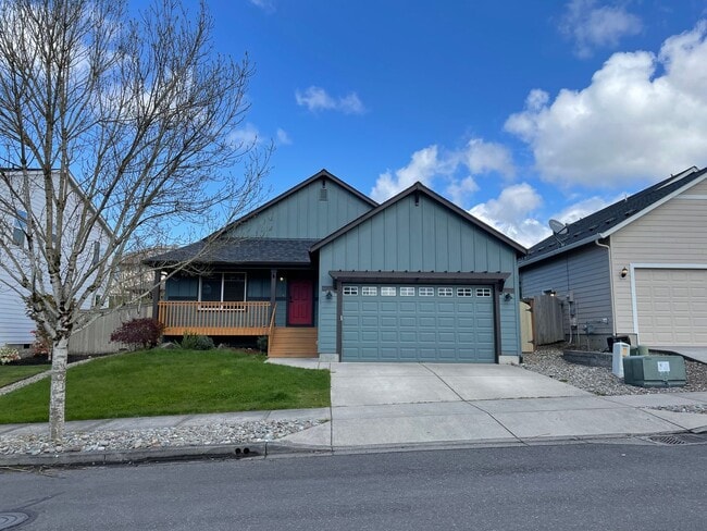 Photo - CHARMING Ranch-Style Home in Ridgefield, WA! 3 Bedrooms & 2 Baths! Walk-In Closet! Spacious Floor...