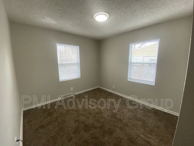 Photo - 409 SE 34th St