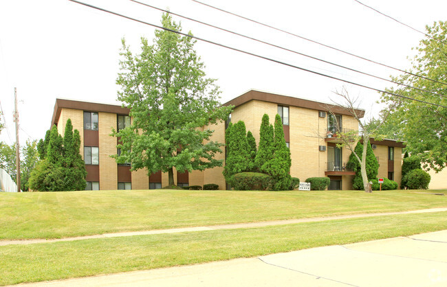 Maple Park Terrace - Maple Park Terrace Apartments