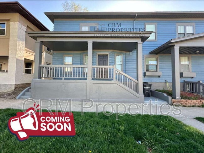 Building Photo - 302 E Walnut St Unit Apt D