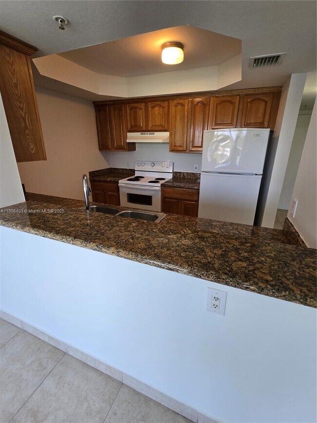 Photo - 2647 NW 25th Ave Unidad 307