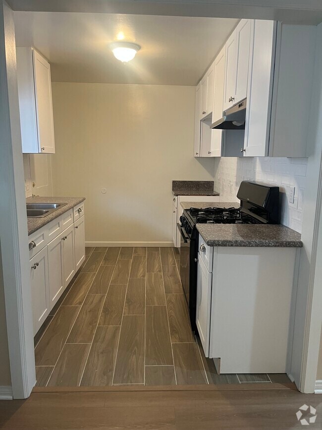 Building Photo - 14149 Vanowen St Unit 5 Rental