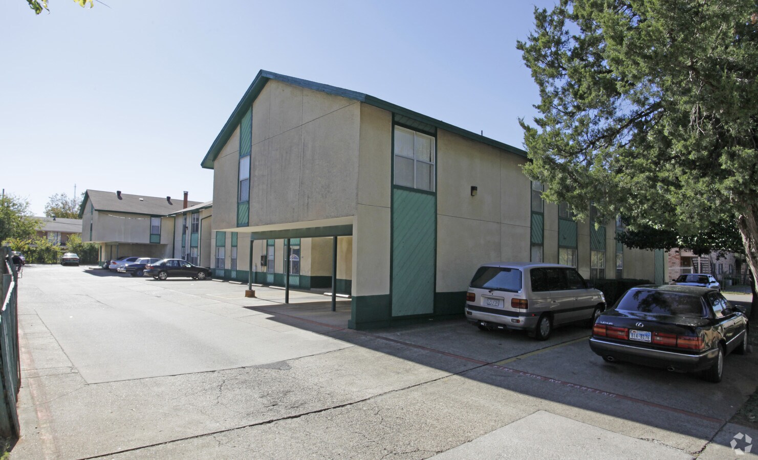 Las Palmitas - Las Palmitas Apartments