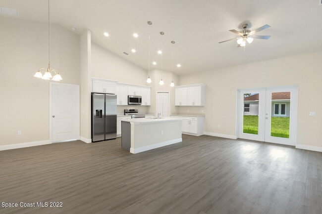 Photo - 396 Brandt Ave NE