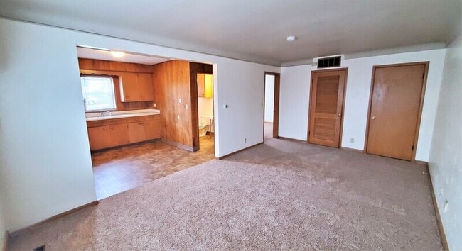 Photo - 138 33rd St Dr SE Unidad 3