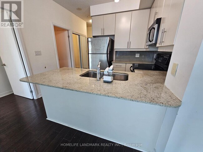 Photo - 18 Harbour St Unit 2203