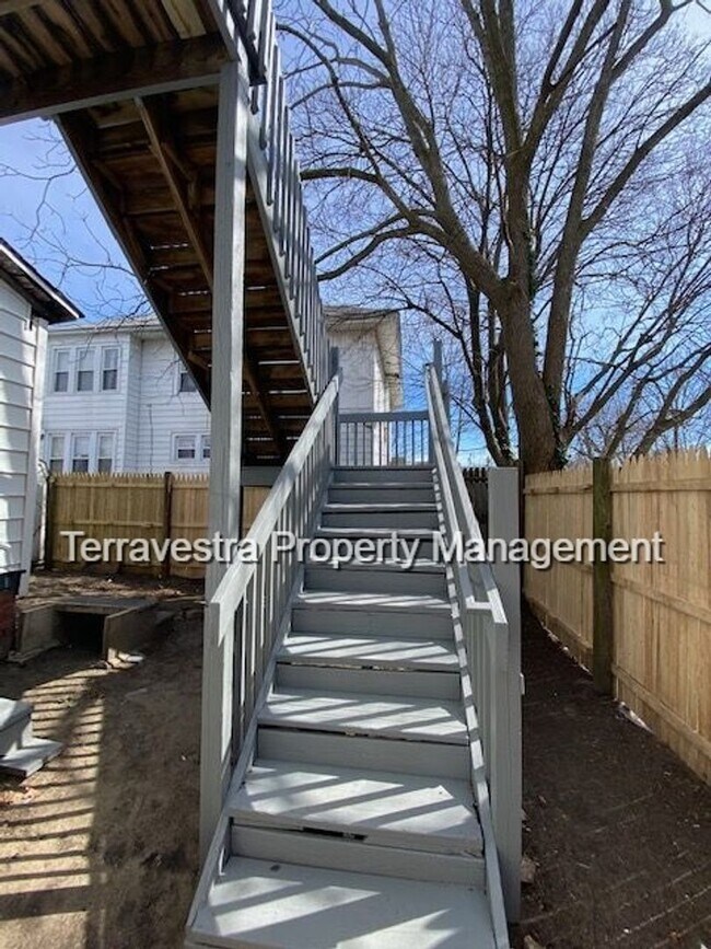 Photo - 715 Buck St Unit 2