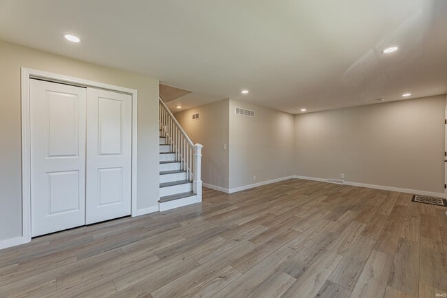 Photo - 7127 Pinehurst Dr